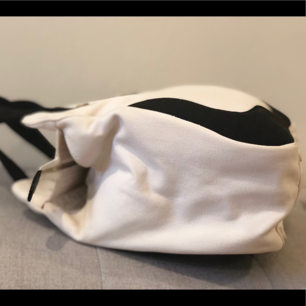 SOLD Chanel Vintage Canvas Bag - Picture 5 of 8